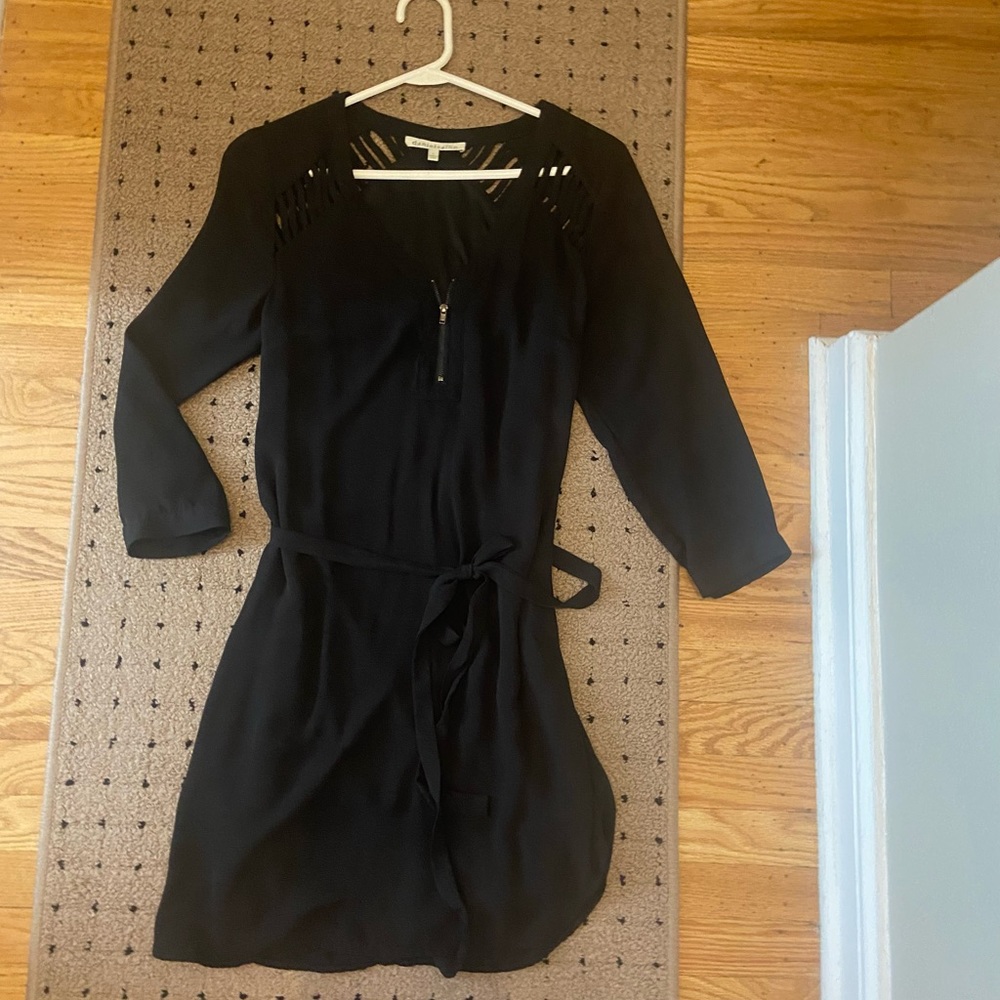 Daniel Rainn dress